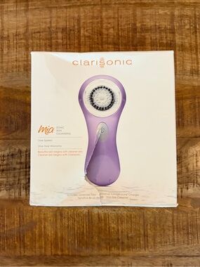 NEW Clarisonic Mia Sonic Facial Skin Cleanser